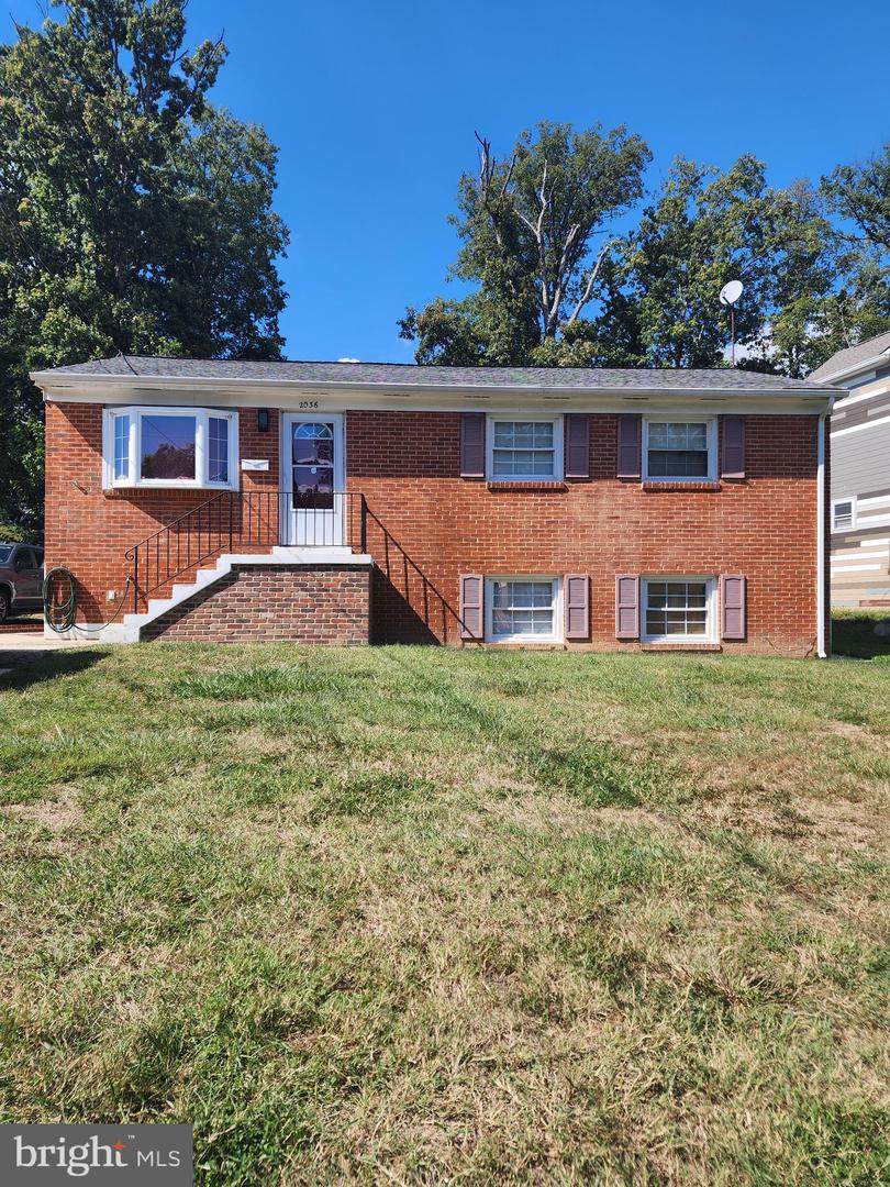 2036 CUMBERLAND DR, WOODBRIDGE, Virginia 22191, 5 Bedrooms Bedrooms, ,2 BathroomsBathrooms,Residential,For sale,2036 CUMBERLAND DR,VAPW2103638 MLS # VAPW2103638