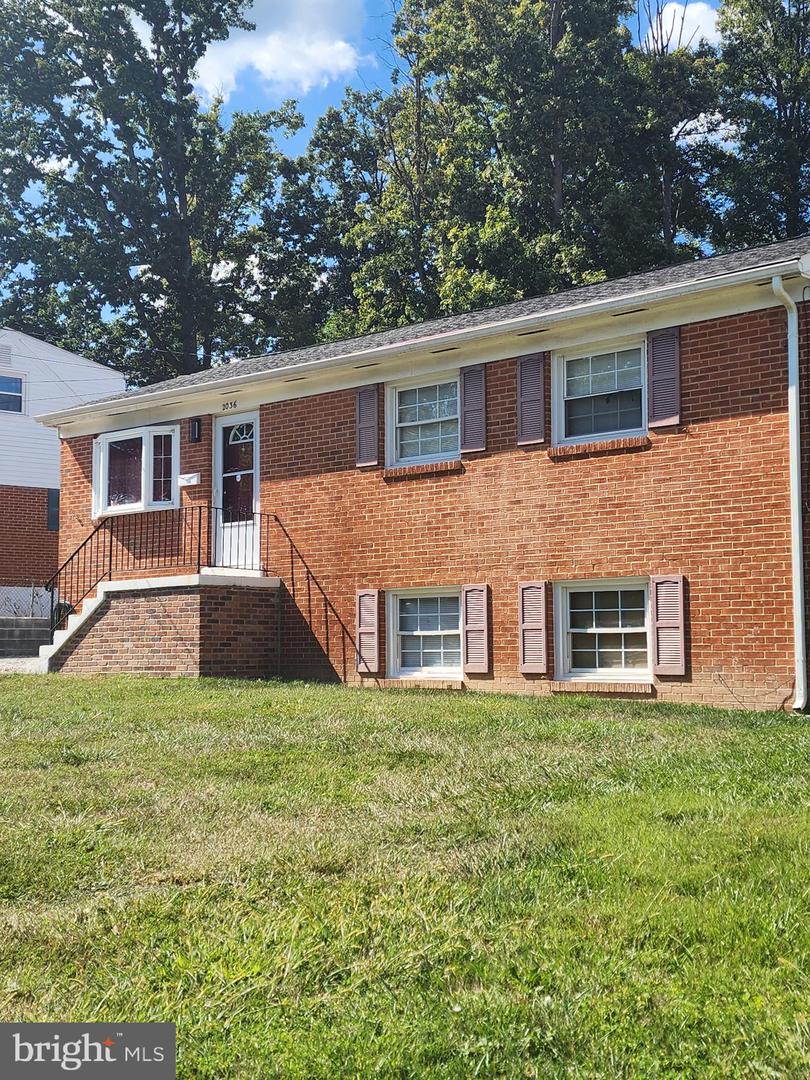 2036 CUMBERLAND DR, WOODBRIDGE, Virginia 22191, 5 Bedrooms Bedrooms, ,2 BathroomsBathrooms,Residential,For sale,2036 CUMBERLAND DR,VAPW2103638 MLS # VAPW2103638