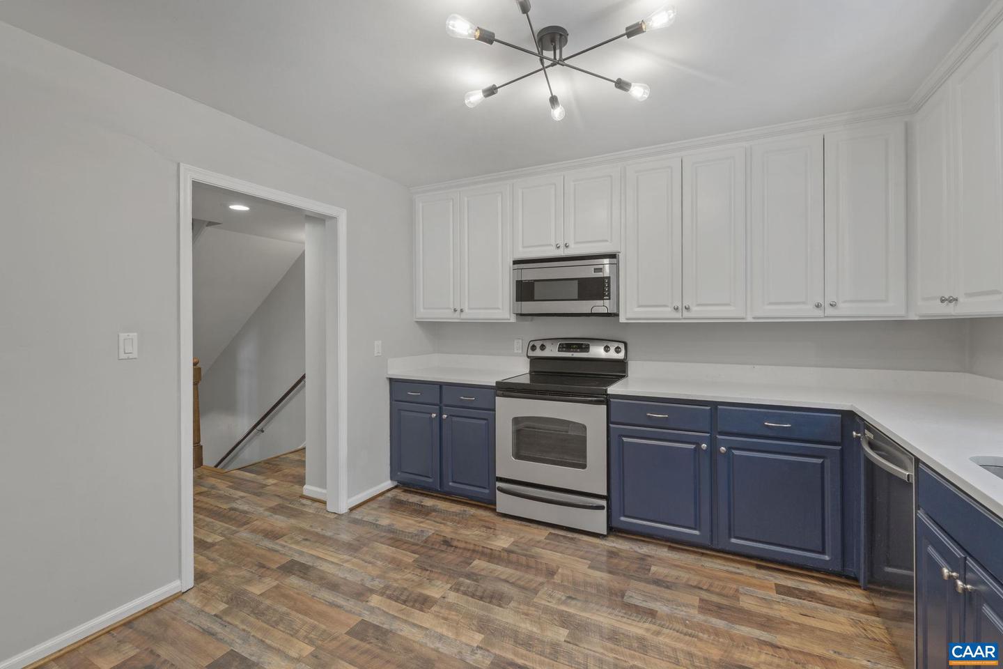97 GEORGETOWN GREEN, CHARLOTTESVILLE, Virginia 22901, 3 Bedrooms Bedrooms, ,2 BathroomsBathrooms,Residential,For sale,97 GEORGETOWN GREEN,668770 MLS # 668770