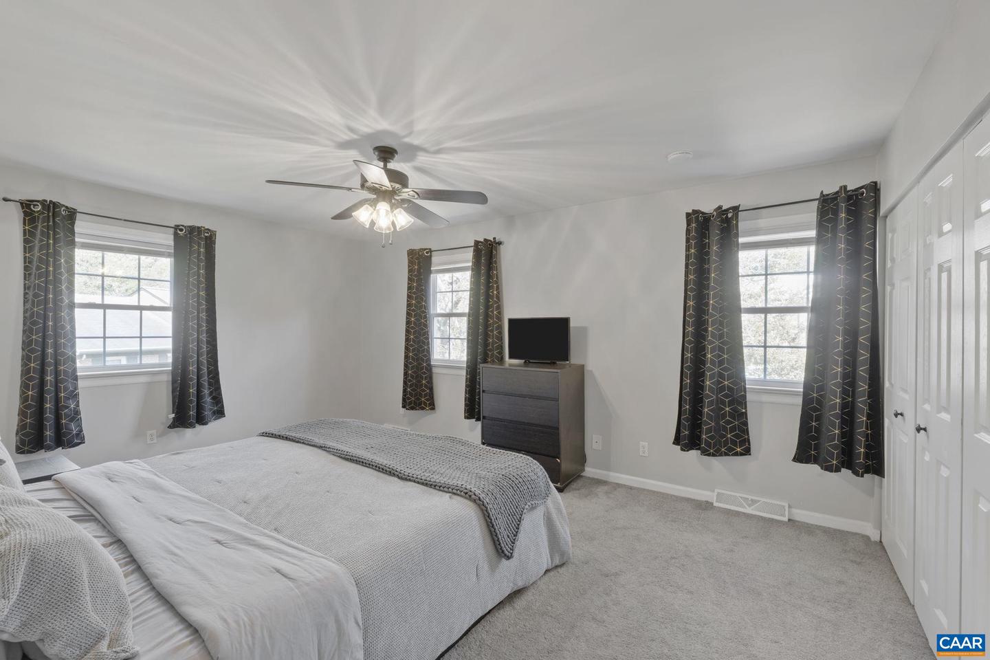 97 GEORGETOWN GREEN, CHARLOTTESVILLE, Virginia 22901, 3 Bedrooms Bedrooms, ,2 BathroomsBathrooms,Residential,For sale,97 GEORGETOWN GREEN,668770 MLS # 668770