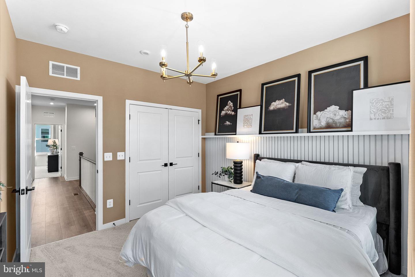5 SEPIA SQ #HE, ASHBURN, Virginia 20147, 3 Bedrooms Bedrooms, ,2 BathroomsBathrooms,Residential,For sale,5 SEPIA SQ #HE,VALO2106438 MLS # VALO2106438