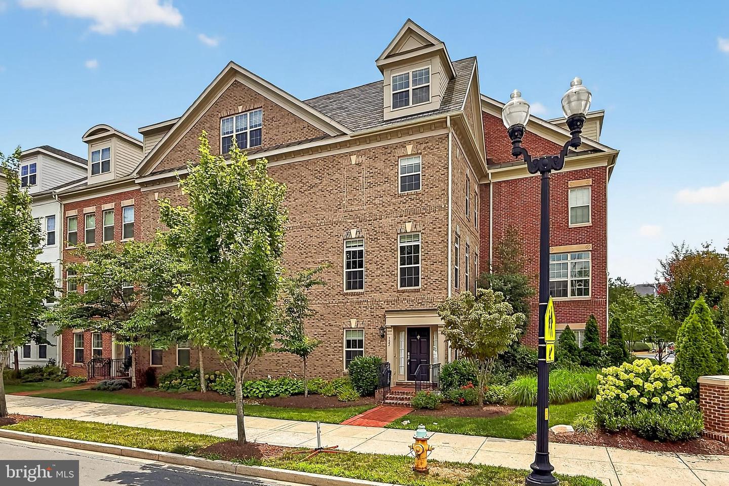 322 N GEORGE MASON DR, ARLINGTON, Virginia 22203, 5 Bedrooms Bedrooms, ,4 BathroomsBathrooms,Residential,For sale,322 N GEORGE MASON DR,VAAR2063378 MLS # VAAR2063378