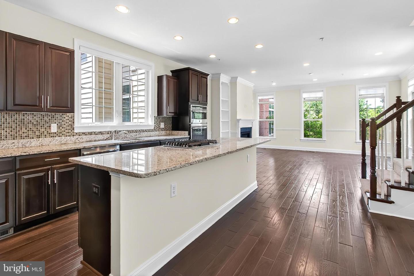 322 N GEORGE MASON DR, ARLINGTON, Virginia 22203, 5 Bedrooms Bedrooms, ,4 BathroomsBathrooms,Residential,For sale,322 N GEORGE MASON DR,VAAR2063378 MLS # VAAR2063378