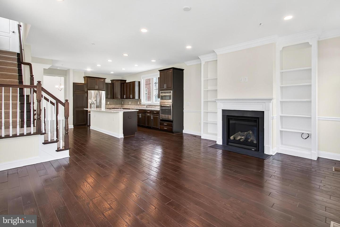 322 N GEORGE MASON DR, ARLINGTON, Virginia 22203, 5 Bedrooms Bedrooms, ,4 BathroomsBathrooms,Residential,For sale,322 N GEORGE MASON DR,VAAR2063378 MLS # VAAR2063378