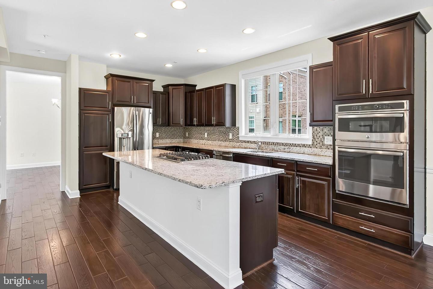 322 N GEORGE MASON DR, ARLINGTON, Virginia 22203, 5 Bedrooms Bedrooms, ,4 BathroomsBathrooms,Residential,For sale,322 N GEORGE MASON DR,VAAR2063378 MLS # VAAR2063378