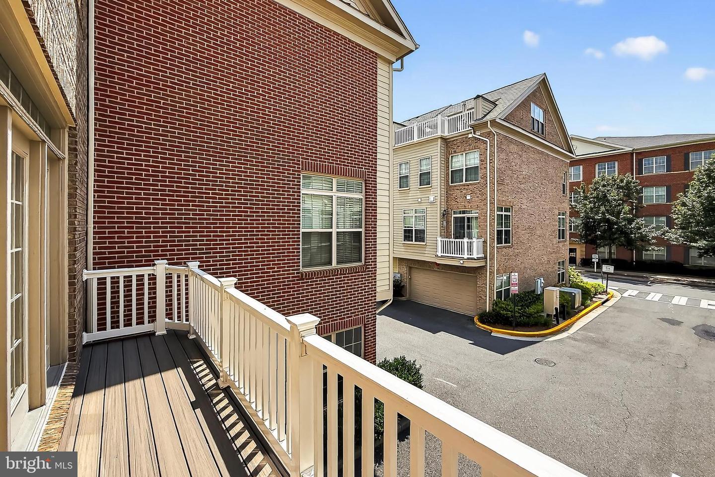 322 N GEORGE MASON DR, ARLINGTON, Virginia 22203, 5 Bedrooms Bedrooms, ,4 BathroomsBathrooms,Residential,For sale,322 N GEORGE MASON DR,VAAR2063378 MLS # VAAR2063378