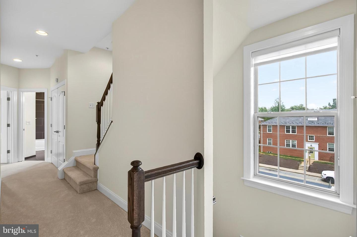 322 N GEORGE MASON DR, ARLINGTON, Virginia 22203, 5 Bedrooms Bedrooms, ,4 BathroomsBathrooms,Residential,For sale,322 N GEORGE MASON DR,VAAR2063378 MLS # VAAR2063378