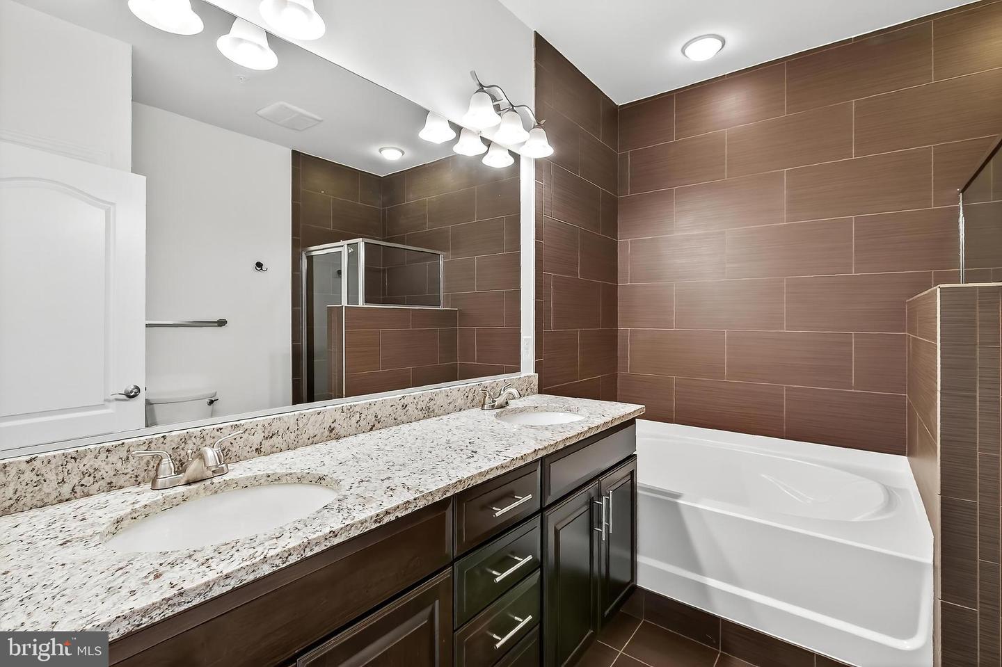 322 N GEORGE MASON DR, ARLINGTON, Virginia 22203, 5 Bedrooms Bedrooms, ,4 BathroomsBathrooms,Residential,For sale,322 N GEORGE MASON DR,VAAR2063378 MLS # VAAR2063378