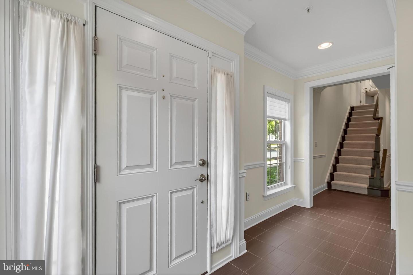 322 N GEORGE MASON DR, ARLINGTON, Virginia 22203, 5 Bedrooms Bedrooms, ,4 BathroomsBathrooms,Residential,For sale,322 N GEORGE MASON DR,VAAR2063378 MLS # VAAR2063378