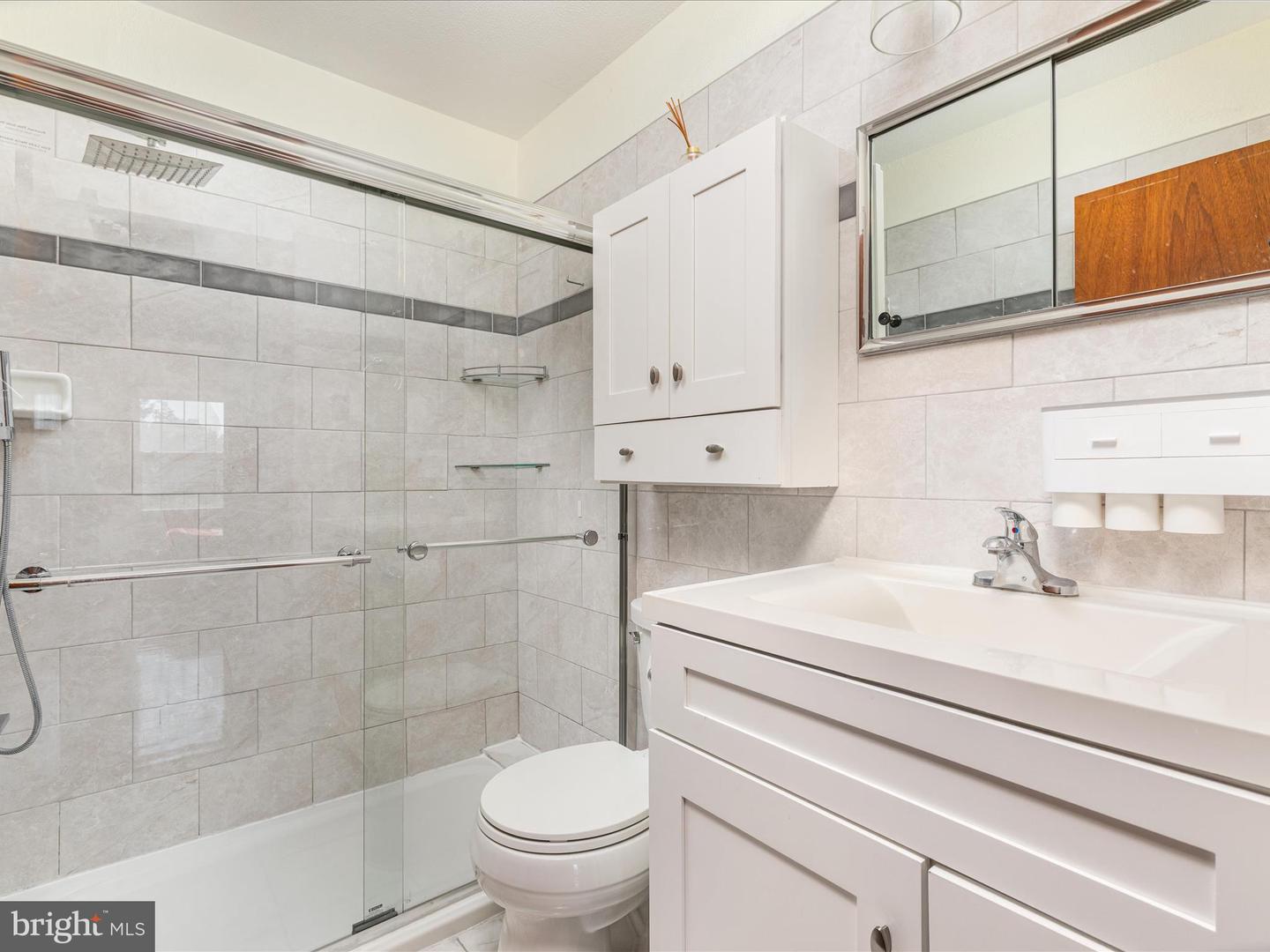 219 MILAM DR, WINCHESTER, Virginia 22602, 4 Bedrooms Bedrooms, ,3 BathroomsBathrooms,Residential,For sale,219 MILAM DR,VAFV2036712 MLS # VAFV2036712