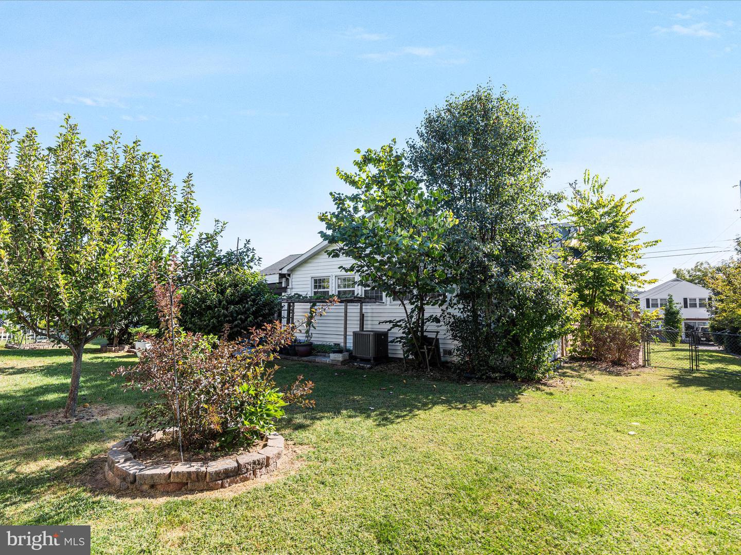 219 MILAM DR, WINCHESTER, Virginia 22602, 4 Bedrooms Bedrooms, ,3 BathroomsBathrooms,Residential,For sale,219 MILAM DR,VAFV2036712 MLS # VAFV2036712