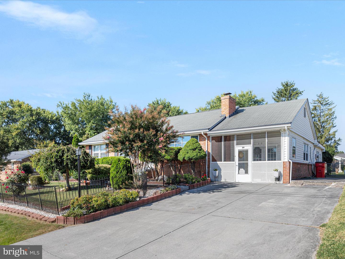 219 MILAM DR, WINCHESTER, Virginia 22602, 4 Bedrooms Bedrooms, ,3 BathroomsBathrooms,Residential,For sale,219 MILAM DR,VAFV2036712 MLS # VAFV2036712