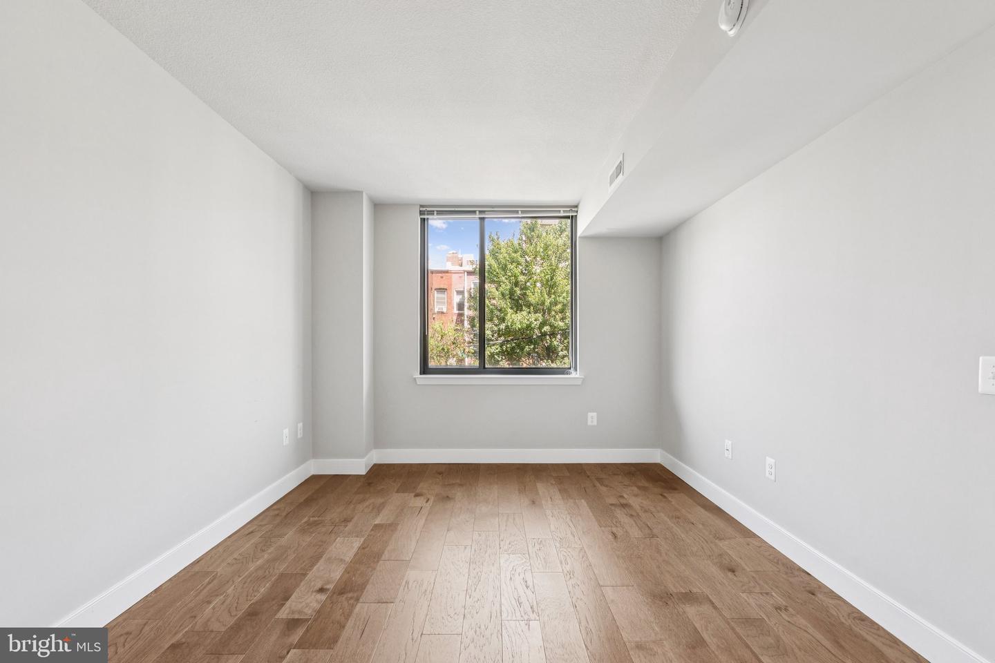 50 FLORIDA AVE NE #310, WASHINGTON, District Of Columbia 20002, 1 Bedroom Bedrooms, ,1 BathroomBathrooms,Residential,For sale,50 FLORIDA AVE NE #310,DCDC2221328 MLS # DCDC2221328