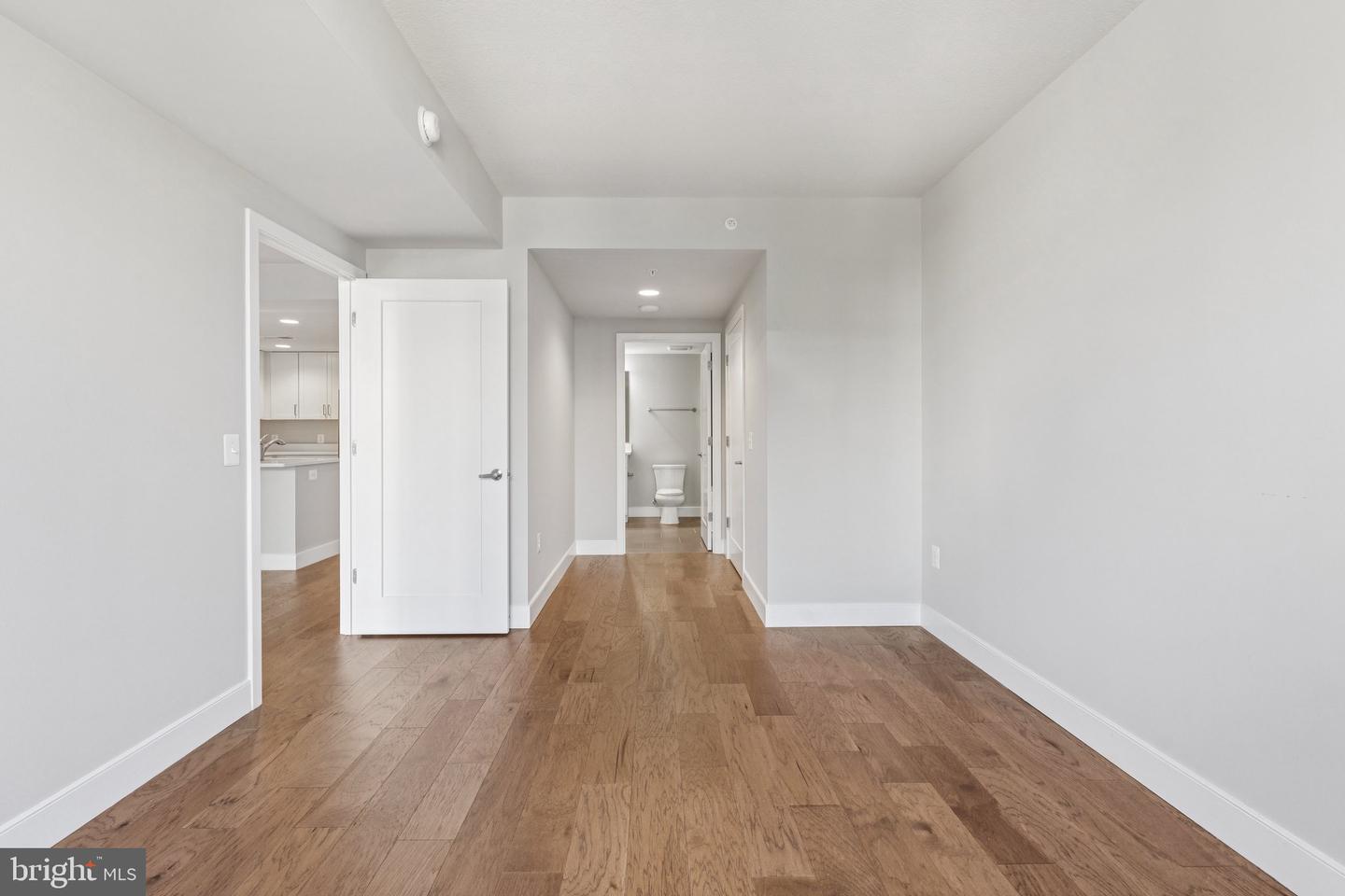 50 FLORIDA AVE NE #310, WASHINGTON, District Of Columbia 20002, 1 Bedroom Bedrooms, ,1 BathroomBathrooms,Residential,For sale,50 FLORIDA AVE NE #310,DCDC2221328 MLS # DCDC2221328