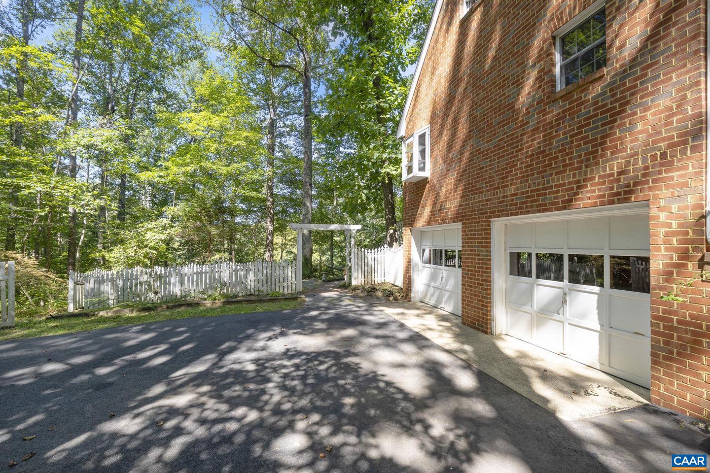 318 MILLER SCHOOL RD, CHARLOTTESVILLE, Virginia 22903, 4 Bedrooms Bedrooms, ,2 BathroomsBathrooms,Residential,For sale,318 MILLER SCHOOL RD,668774 MLS # 668774