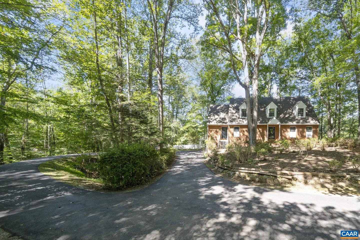 318 MILLER SCHOOL RD, CHARLOTTESVILLE, Virginia 22903, 4 Bedrooms Bedrooms, ,2 BathroomsBathrooms,Residential,For sale,318 MILLER SCHOOL RD,668774 MLS # 668774