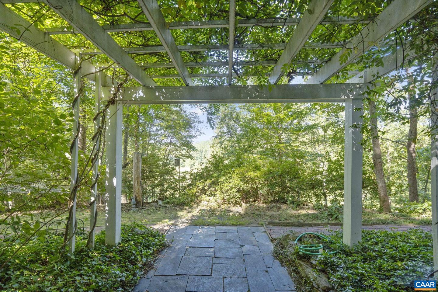 318 MILLER SCHOOL RD, CHARLOTTESVILLE, Virginia 22903, 4 Bedrooms Bedrooms, ,2 BathroomsBathrooms,Residential,For sale,318 MILLER SCHOOL RD,668774 MLS # 668774