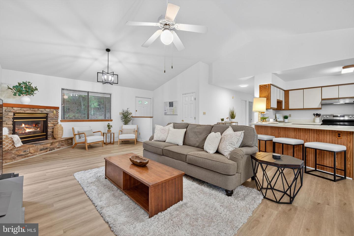 8406 SPRINGS WAY PL, WARRENTON, Virginia 20186, 3 Bedrooms Bedrooms, 9 Rooms Rooms,2 BathroomsBathrooms,Residential,For sale,8406 SPRINGS WAY PL,VAFQ2018228 MLS # VAFQ2018228 8406 SPRINGS WAY PL, WARRENTON, Virginia 20186, 3 Bedrooms Bedrooms, 9 Rooms Rooms,2 BathroomsBathrooms,Residential,For sale,8406 SPRINGS WAY PL,VAFQ2018228 MLS # VAFQ2018228