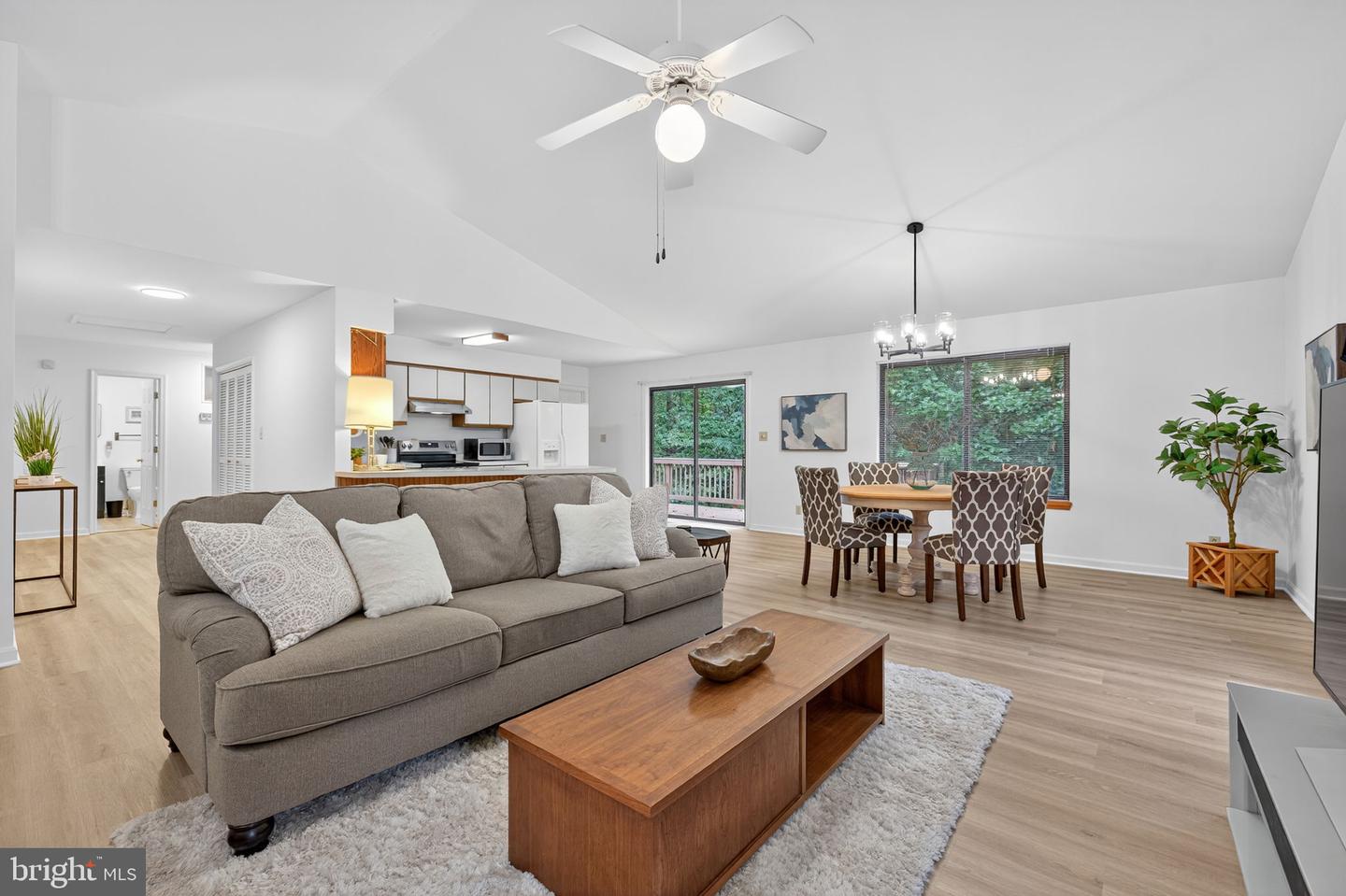 8406 SPRINGS WAY PL, WARRENTON, Virginia 20186, 3 Bedrooms Bedrooms, 9 Rooms Rooms,2 BathroomsBathrooms,Residential,For sale,8406 SPRINGS WAY PL,VAFQ2018228 MLS # VAFQ2018228 8406 SPRINGS WAY PL, WARRENTON, Virginia 20186, 3 Bedrooms Bedrooms, 9 Rooms Rooms,2 BathroomsBathrooms,Residential,For sale,8406 SPRINGS WAY PL,VAFQ2018228 MLS # VAFQ2018228