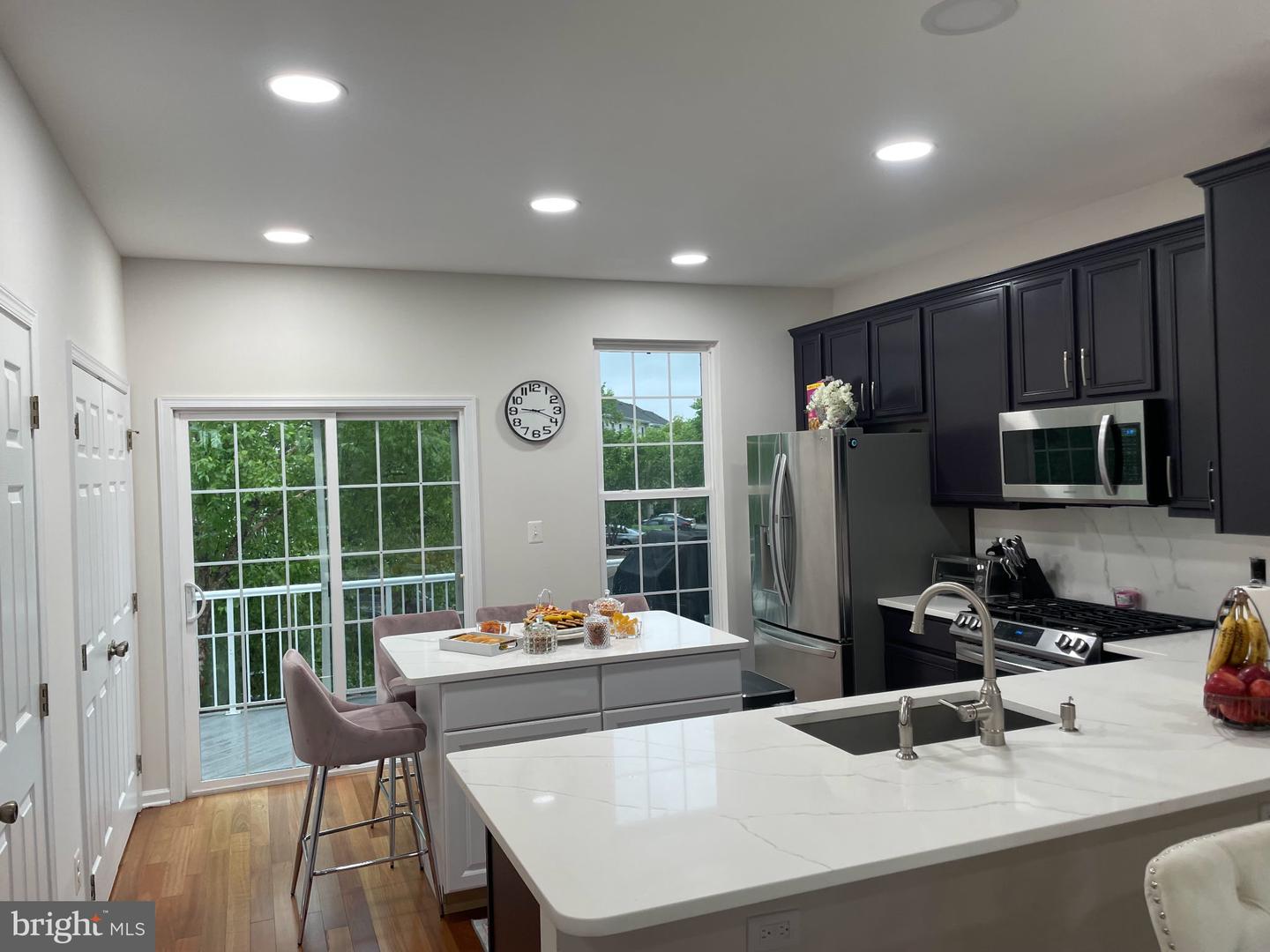 25298 SHIPLEY TER, CHANTILLY, Virginia 20152, 4 Bedrooms Bedrooms, ,2 BathroomsBathrooms,Residential,For sale,25298 SHIPLEY TER,VALO2106418 MLS # VALO2106418