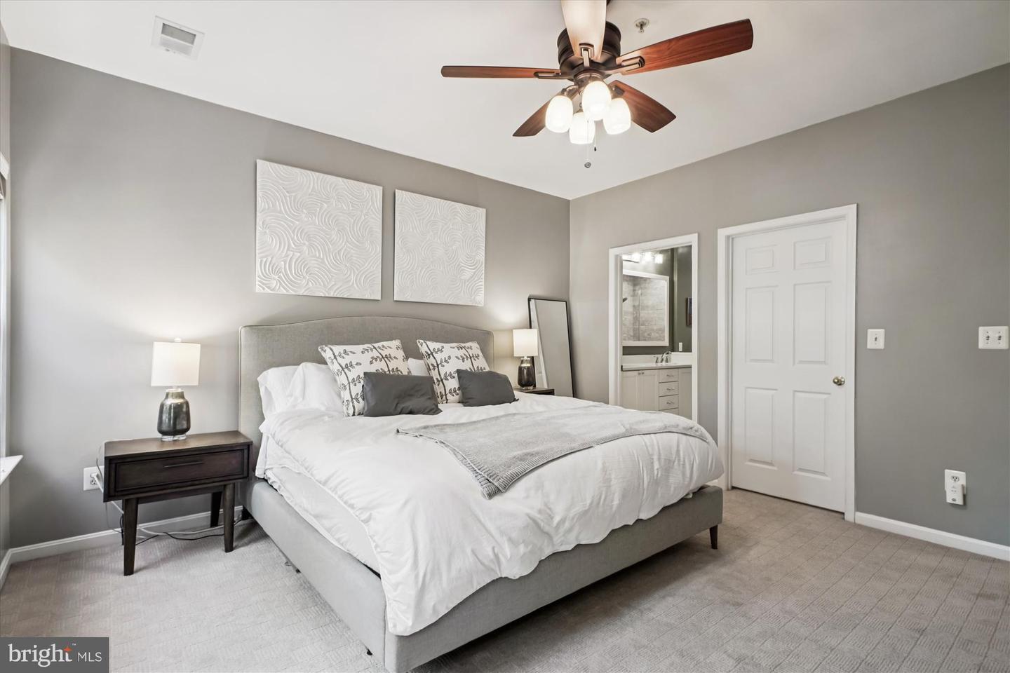 2663 MANHATTAN PL #310, VIENNA, Virginia 22180, 2 Bedrooms Bedrooms, ,2 BathroomsBathrooms,Residential,For sale,2663 MANHATTAN PL #310,VAFX2265866 MLS # VAFX2265866