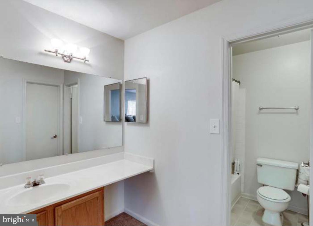 12183 OLD SALEM CT, WOODBRIDGE, Virginia 22192, 3 Bedrooms Bedrooms, ,2 BathroomsBathrooms,Residential,For sale,12183 OLD SALEM CT,VAPW2103632 MLS # VAPW2103632