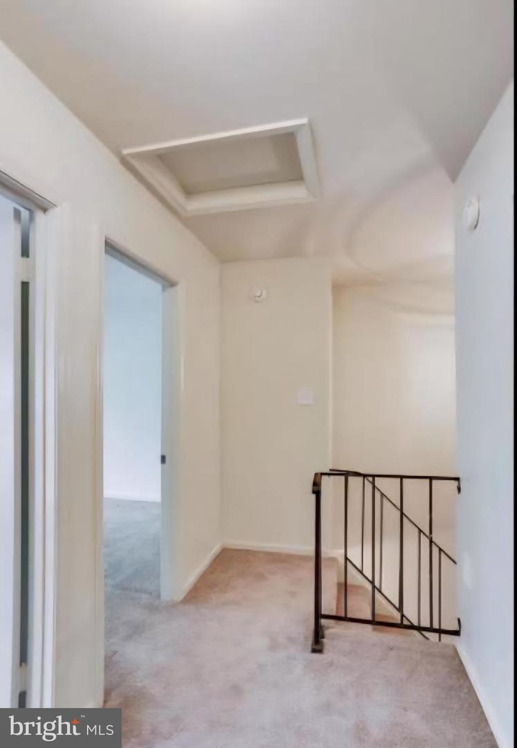 12183 OLD SALEM CT, WOODBRIDGE, Virginia 22192, 3 Bedrooms Bedrooms, ,2 BathroomsBathrooms,Residential,For sale,12183 OLD SALEM CT,VAPW2103632 MLS # VAPW2103632