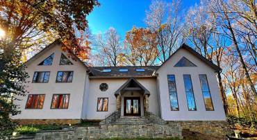 11265 BEACH MILL RD, GREAT FALLS, Virginia 22066, 4 Bedrooms Bedrooms, 17 Rooms Rooms,4 BathroomsBathrooms,Residential,For sale,11265 BEACH MILL RD,VAFX2207702 MLS # VAFX2207702