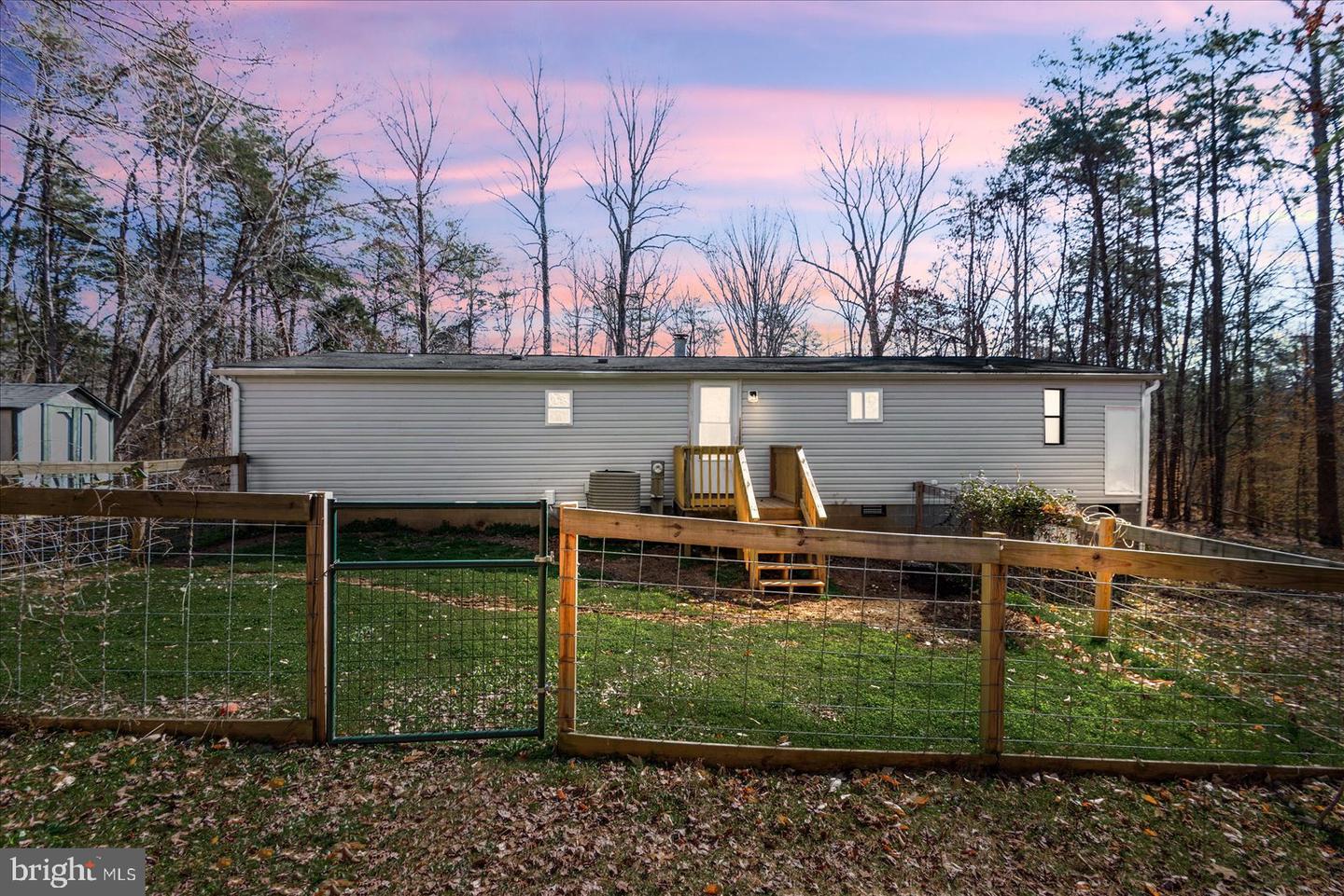 197 HOLLY GROVE CT, BUMPASS, Virginia 23024, 3 Bedrooms Bedrooms, ,2 BathroomsBathrooms,Residential,For sale,197 HOLLY GROVE CT,VALA2007312 MLS # VALA2007312 197 HOLLY GROVE CT, BUMPASS, Virginia 23024, 3 Bedrooms Bedrooms, ,2 BathroomsBathrooms,Residential,For sale,197 HOLLY GROVE CT,VALA2007312 MLS # VALA2007312