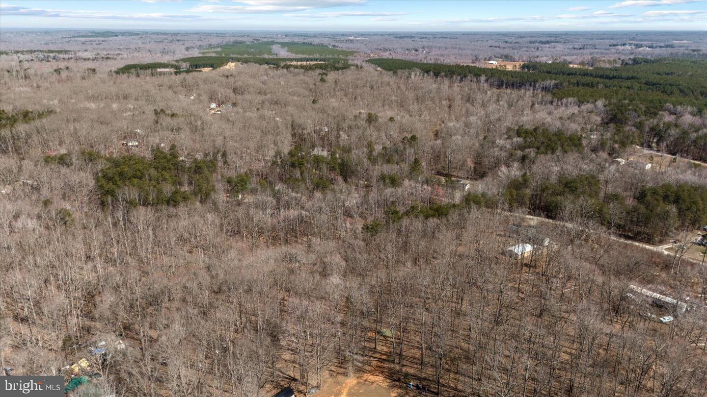 197 HOLLY GROVE CT, BUMPASS, Virginia 23024, 3 Bedrooms Bedrooms, ,2 BathroomsBathrooms,Residential,For sale,197 HOLLY GROVE CT,VALA2007312 MLS # VALA2007312 197 HOLLY GROVE CT, BUMPASS, Virginia 23024, 3 Bedrooms Bedrooms, ,2 BathroomsBathrooms,Residential,For sale,197 HOLLY GROVE CT,VALA2007312 MLS # VALA2007312