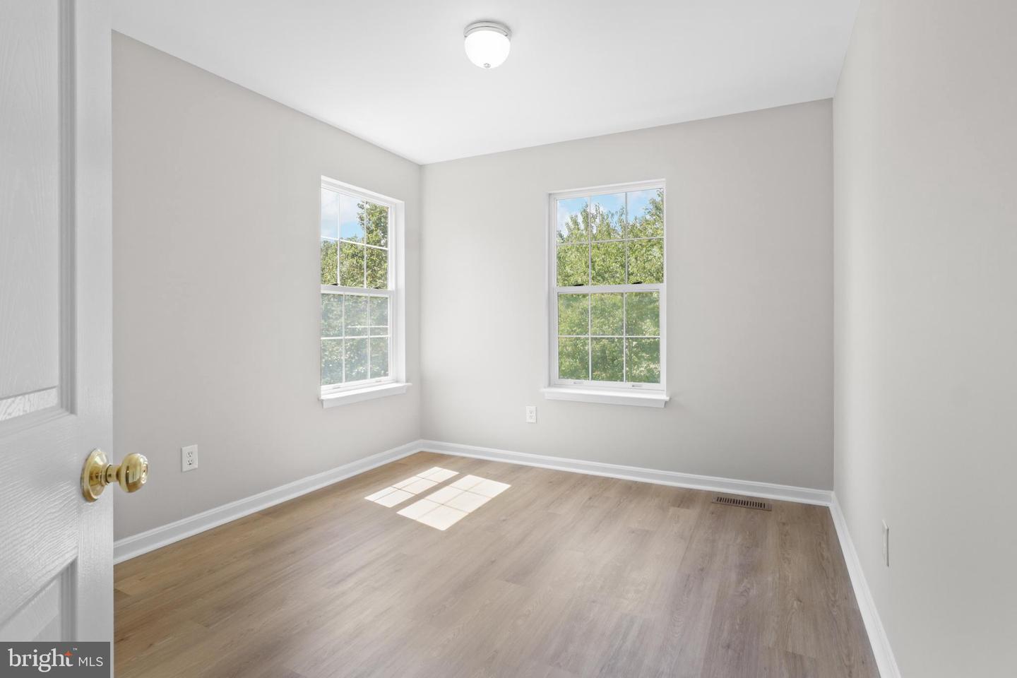 17448 TERRI CT, DUMFRIES, Virginia 22026, 4 Bedrooms Bedrooms, 16 Rooms Rooms,2 BathroomsBathrooms,Residential,For sale,17448 TERRI CT,VAPW2095092 MLS # VAPW2095092