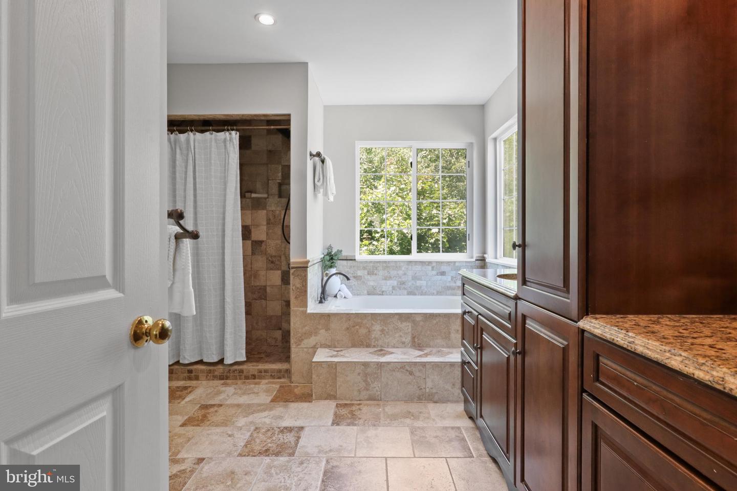 17448 TERRI CT, DUMFRIES, Virginia 22026, 4 Bedrooms Bedrooms, 16 Rooms Rooms,2 BathroomsBathrooms,Residential,For sale,17448 TERRI CT,VAPW2095092 MLS # VAPW2095092