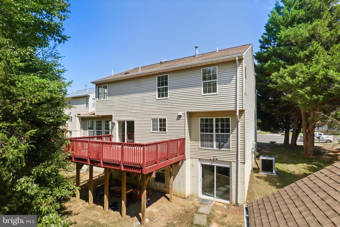 17448 TERRI CT, DUMFRIES, Virginia 22026, 4 Bedrooms Bedrooms, 16 Rooms Rooms,2 BathroomsBathrooms,Residential,For sale,17448 TERRI CT,VAPW2095092 MLS # VAPW2095092