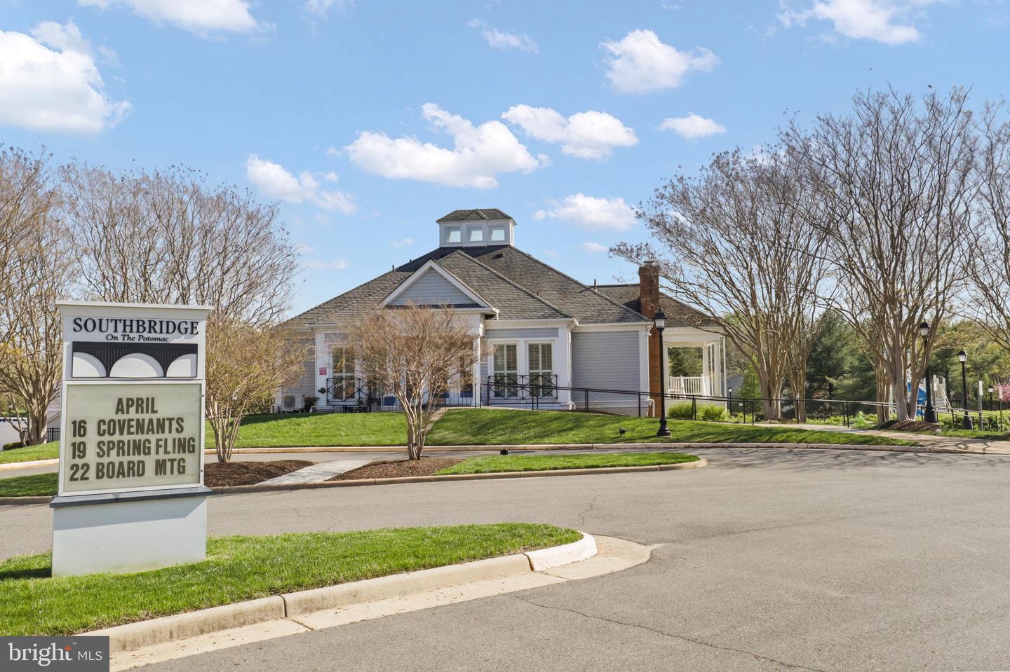 17448 TERRI CT, DUMFRIES, Virginia 22026, 4 Bedrooms Bedrooms, 16 Rooms Rooms,2 BathroomsBathrooms,Residential,For sale,17448 TERRI CT,VAPW2095092 MLS # VAPW2095092