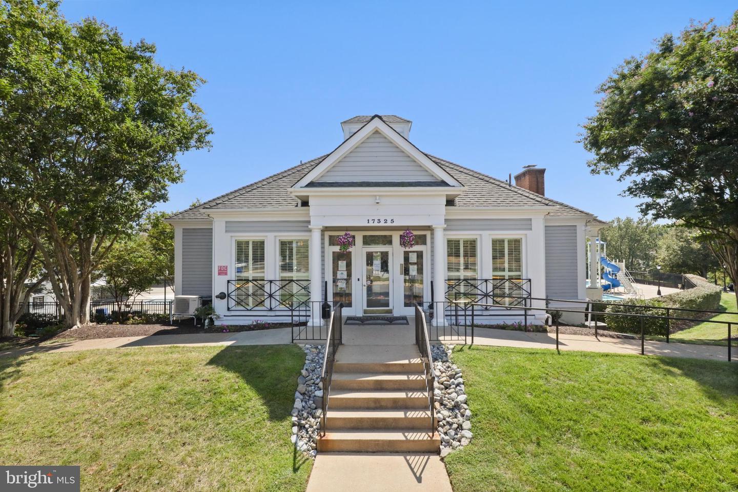 17448 TERRI CT, DUMFRIES, Virginia 22026, 4 Bedrooms Bedrooms, 16 Rooms Rooms,2 BathroomsBathrooms,Residential,For sale,17448 TERRI CT,VAPW2095092 MLS # VAPW2095092