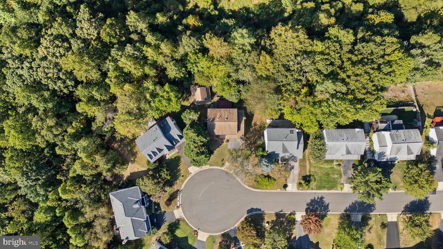 17448 TERRI CT, DUMFRIES, Virginia 22026, 4 Bedrooms Bedrooms, 16 Rooms Rooms,2 BathroomsBathrooms,Residential,For sale,17448 TERRI CT,VAPW2095092 MLS # VAPW2095092