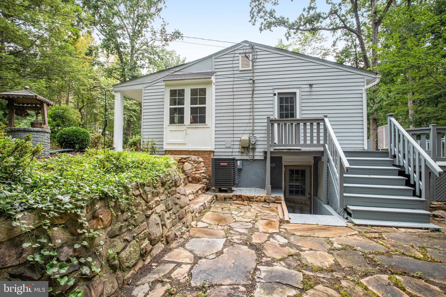 2405 RAYMOND PL, HAYMARKET, Virginia 20169, 3 Bedrooms Bedrooms, ,1 BathroomBathrooms,Residential,For sale,2405 RAYMOND PL,VAPW2101488 MLS # VAPW2101488