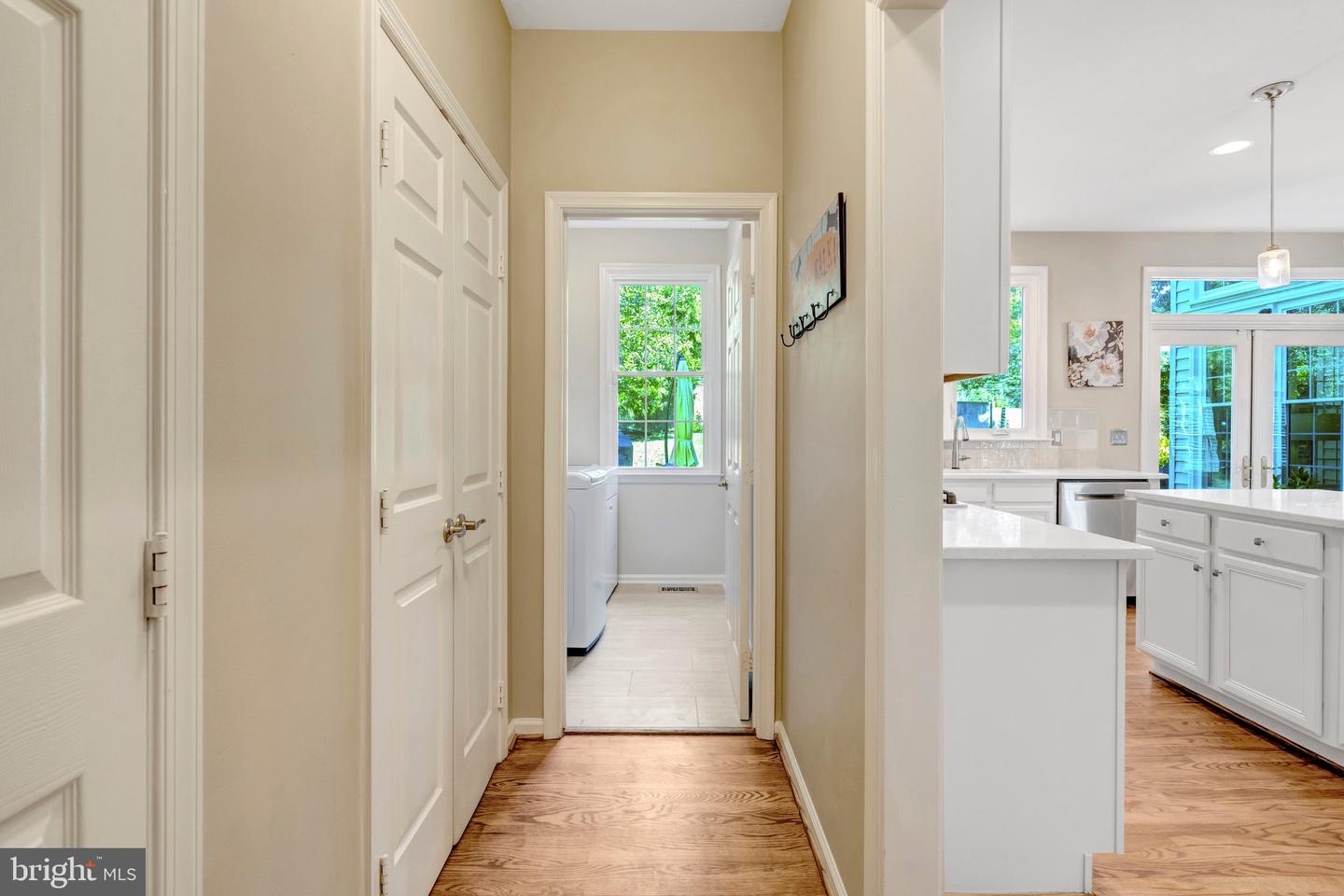 7834 PREAKNESS LN, FAIRFAX STATION, Virginia 22039, 4 Bedrooms Bedrooms, ,4 BathroomsBathrooms,Residential,For sale,7834 PREAKNESS LN,VAFX2261570 MLS # VAFX2261570