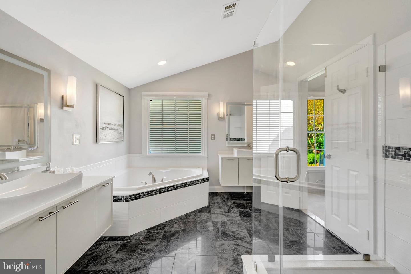 7834 PREAKNESS LN, FAIRFAX STATION, Virginia 22039, 4 Bedrooms Bedrooms, ,4 BathroomsBathrooms,Residential,For sale,7834 PREAKNESS LN,VAFX2261570 MLS # VAFX2261570