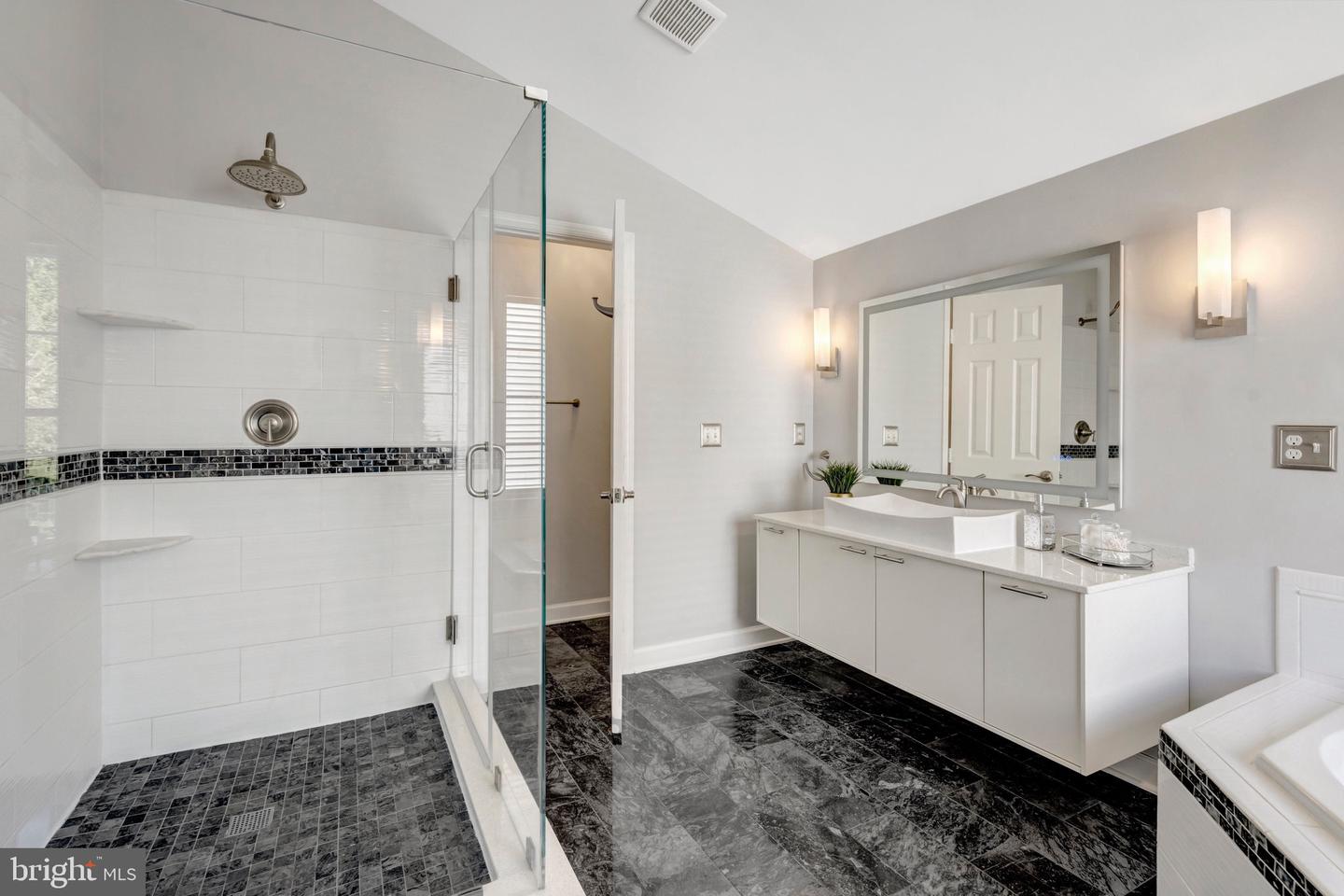 7834 PREAKNESS LN, FAIRFAX STATION, Virginia 22039, 4 Bedrooms Bedrooms, ,4 BathroomsBathrooms,Residential,For sale,7834 PREAKNESS LN,VAFX2261570 MLS # VAFX2261570