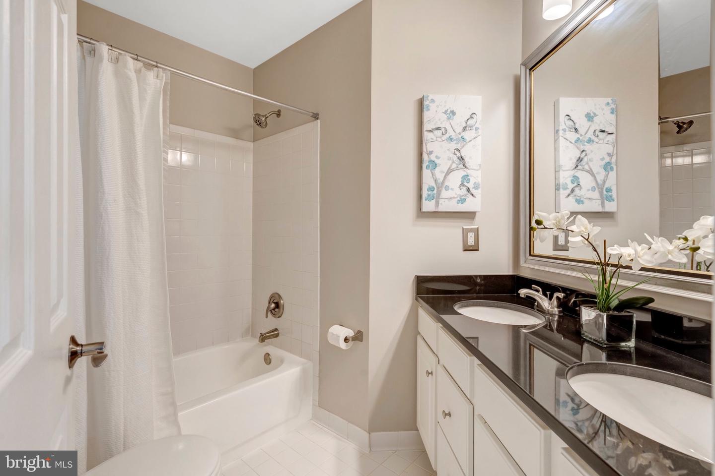 7834 PREAKNESS LN, FAIRFAX STATION, Virginia 22039, 4 Bedrooms Bedrooms, ,4 BathroomsBathrooms,Residential,For sale,7834 PREAKNESS LN,VAFX2261570 MLS # VAFX2261570