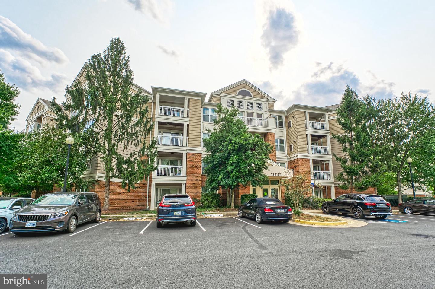 12913 ALTON SQ #217, HERNDON, Virginia 20170, 1 Bedroom Bedrooms, ,1 BathroomBathrooms,Residential,For sale,12913 ALTON SQ #217,VAFX2263172 MLS # VAFX2263172