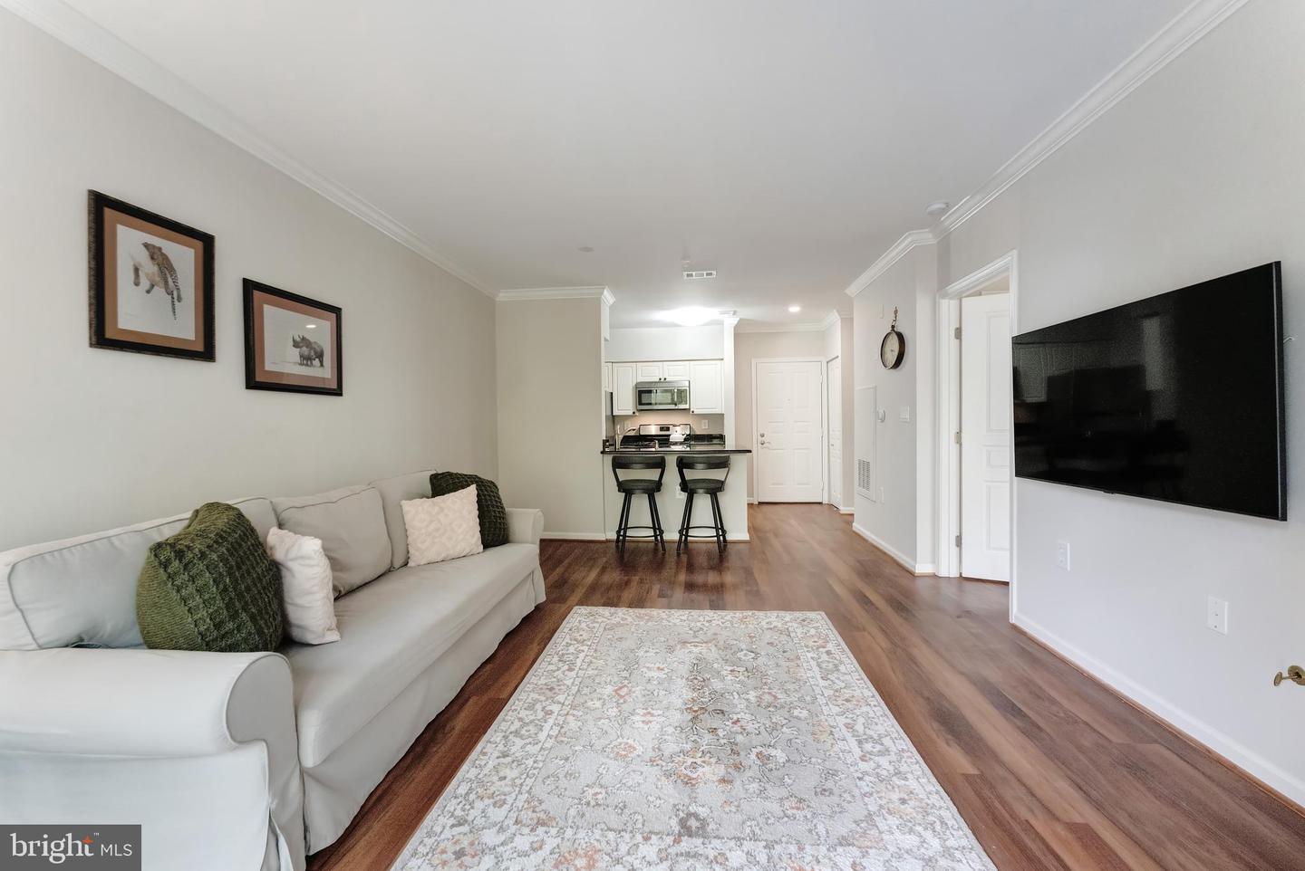 12913 ALTON SQ #217, HERNDON, Virginia 20170, 1 Bedroom Bedrooms, ,1 BathroomBathrooms,Residential,For sale,12913 ALTON SQ #217,VAFX2263172 MLS # VAFX2263172