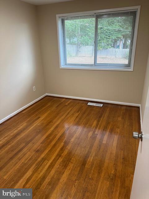 10132 FAIR WOODS DR, FAIRFAX, Virginia 22030, 3 Bedrooms Bedrooms, 5 Rooms Rooms,1 BathroomBathrooms,Residential,For sale,10132 FAIR WOODS DR,VAFC2006884 MLS # VAFC2006884