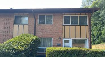 10132 FAIR WOODS DR, FAIRFAX, Virginia 22030, 3 Bedrooms Bedrooms, 5 Rooms Rooms,1 BathroomBathrooms,Residential,For sale,10132 FAIR WOODS DR,VAFC2006884 MLS # VAFC2006884