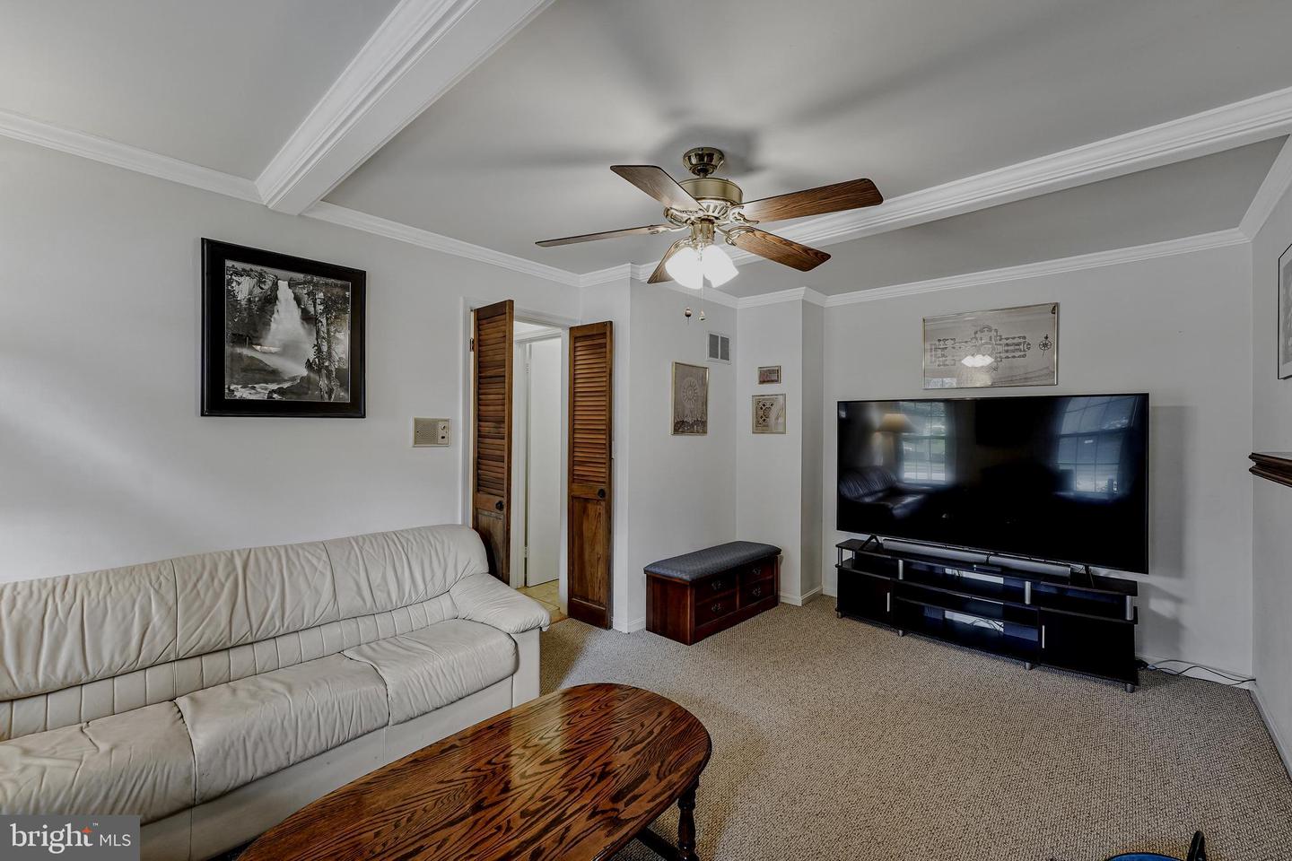1811 SAINT ROMAN DR, VIENNA, Virginia 22182, 6 Bedrooms Bedrooms, ,3 BathroomsBathrooms,Residential,For sale,1811 SAINT ROMAN DR,VAFX2264176 MLS # VAFX2264176