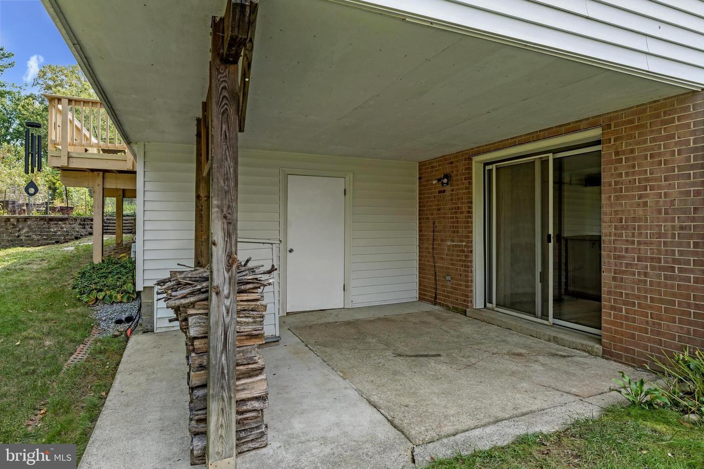 1811 SAINT ROMAN DR, VIENNA, Virginia 22182, 6 Bedrooms Bedrooms, ,3 BathroomsBathrooms,Residential,For sale,1811 SAINT ROMAN DR,VAFX2264176 MLS # VAFX2264176