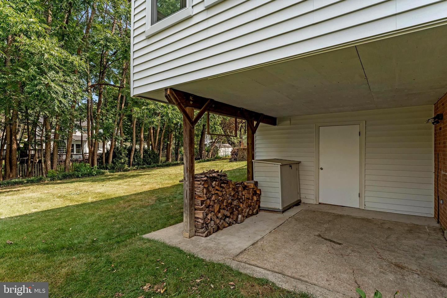 1811 SAINT ROMAN DR, VIENNA, Virginia 22182, 6 Bedrooms Bedrooms, ,3 BathroomsBathrooms,Residential,For sale,1811 SAINT ROMAN DR,VAFX2264176 MLS # VAFX2264176