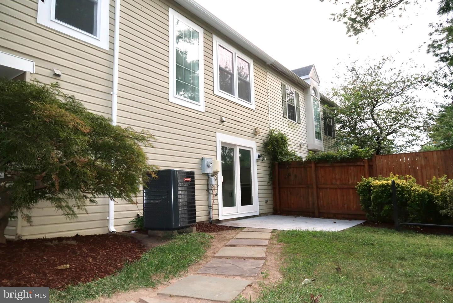 14004-D GRUMBLE JONES CT, CENTREVILLE, Virginia 20121, 3 Bedrooms Bedrooms, ,2 BathroomsBathrooms,Residential,For sale,14004-D GRUMBLE JONES CT,VAFX2264396 MLS # VAFX2264396