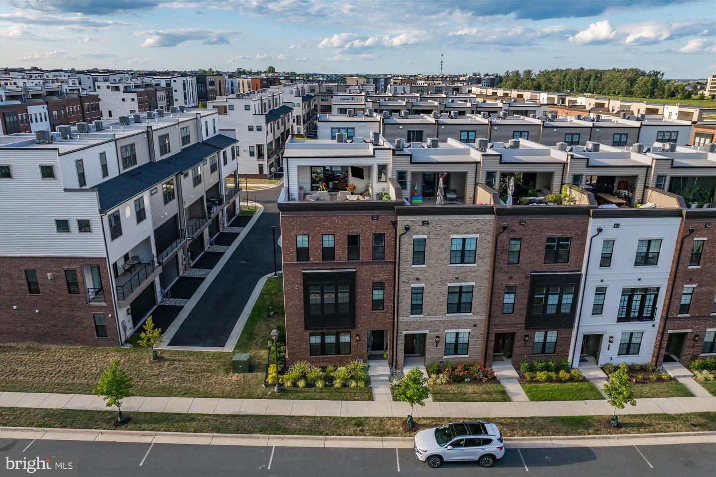 43464 GRANDMOORE ST, ASHBURN, Virginia 20148, 4 Bedrooms Bedrooms, 15 Rooms Rooms,3 BathroomsBathrooms,Residential,For sale,43464 GRANDMOORE ST,VALO2105926 MLS # VALO2105926